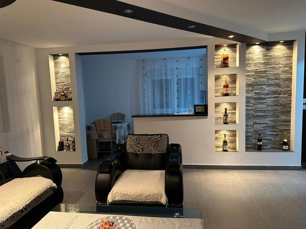 Angelikatos Apartman Galambóc Kültér fotó